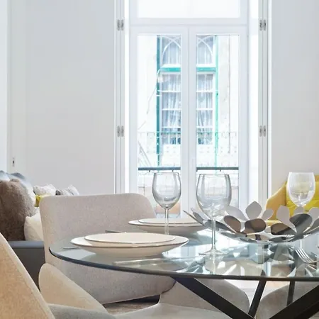 Spacious 1 Bedroom Near Baixa * Lisbon